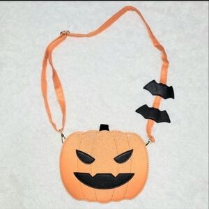 Orange & Black Pumpkin Crossbody Bag With Black Bat Details! ✨️